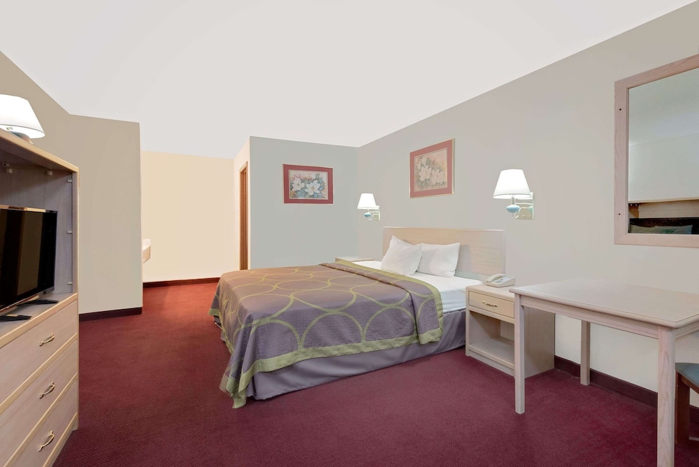 Suite, 2 Queen Beds, Non Smoking photo 2