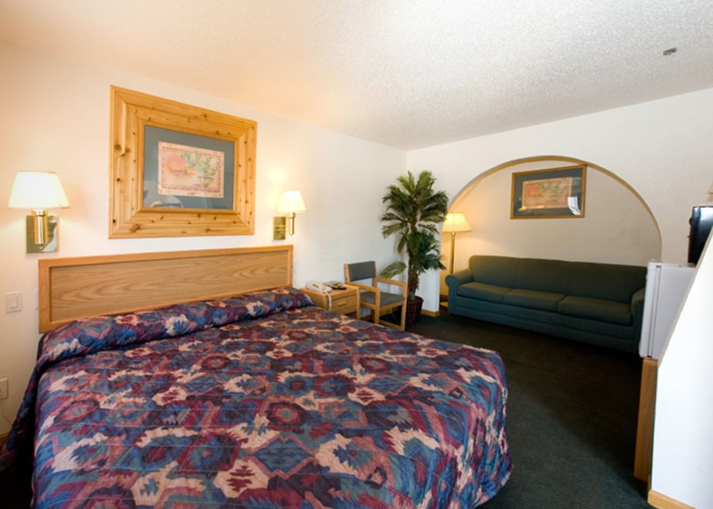 One king bed non smoking photo 3