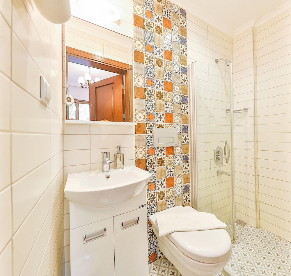 Twin Room - Photo 2