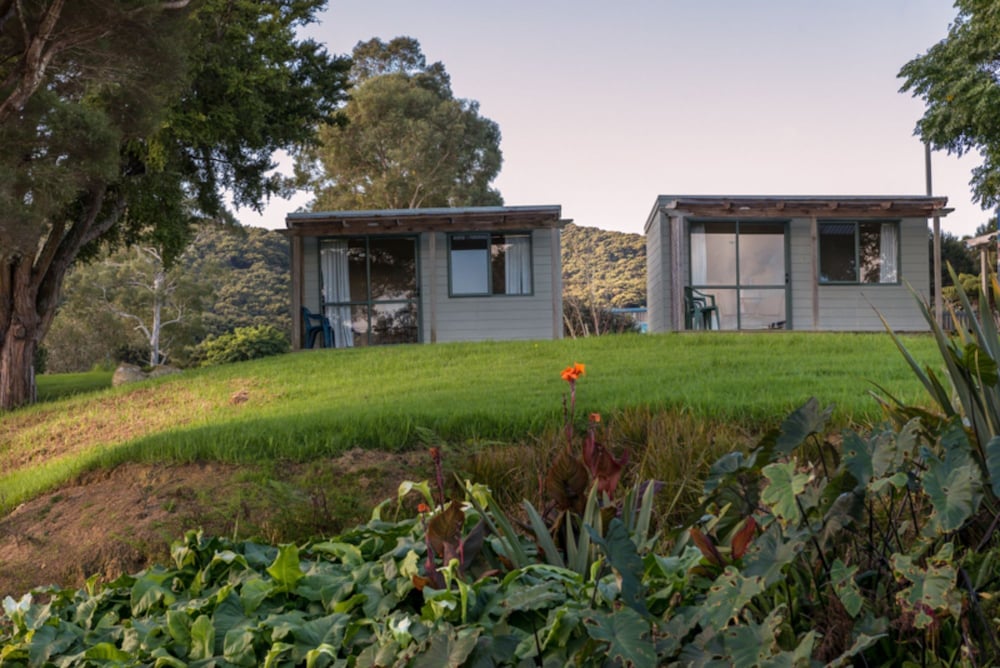 Kiwi Family Cabin