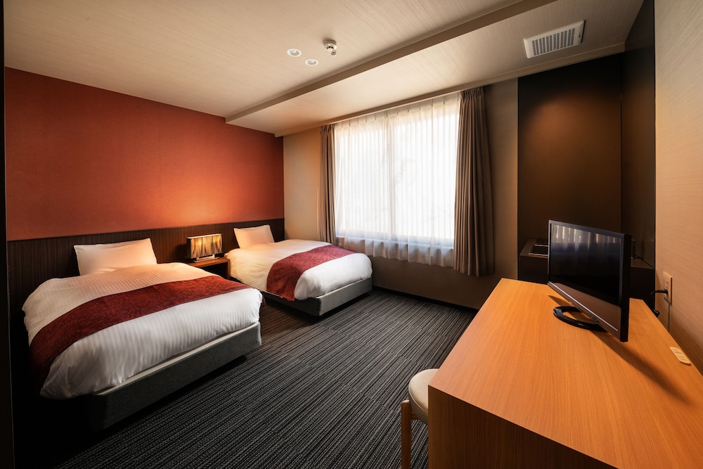 Twin Room with Kitchenette (201)