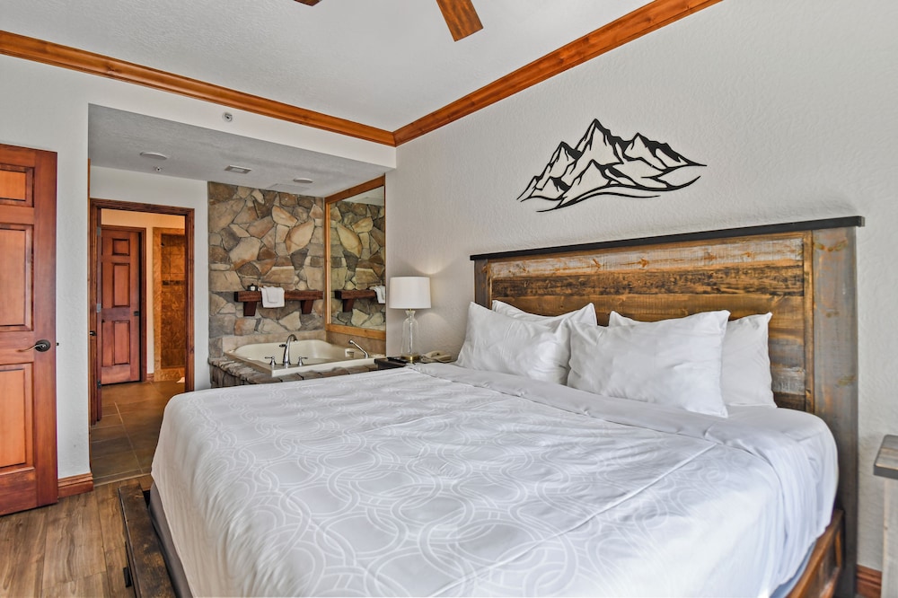 Superior Condo, Balcony