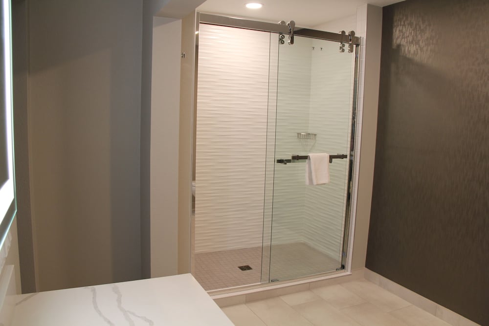 Studio Suite, 1 King Bed, Non Smoking - Photo 11