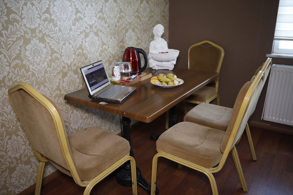 Deluxe Double Room - Photo 5