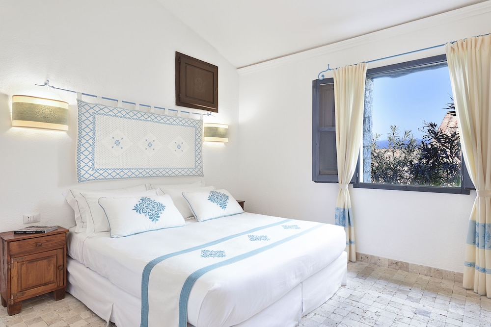 Superior Room, Sea View - Photo 5