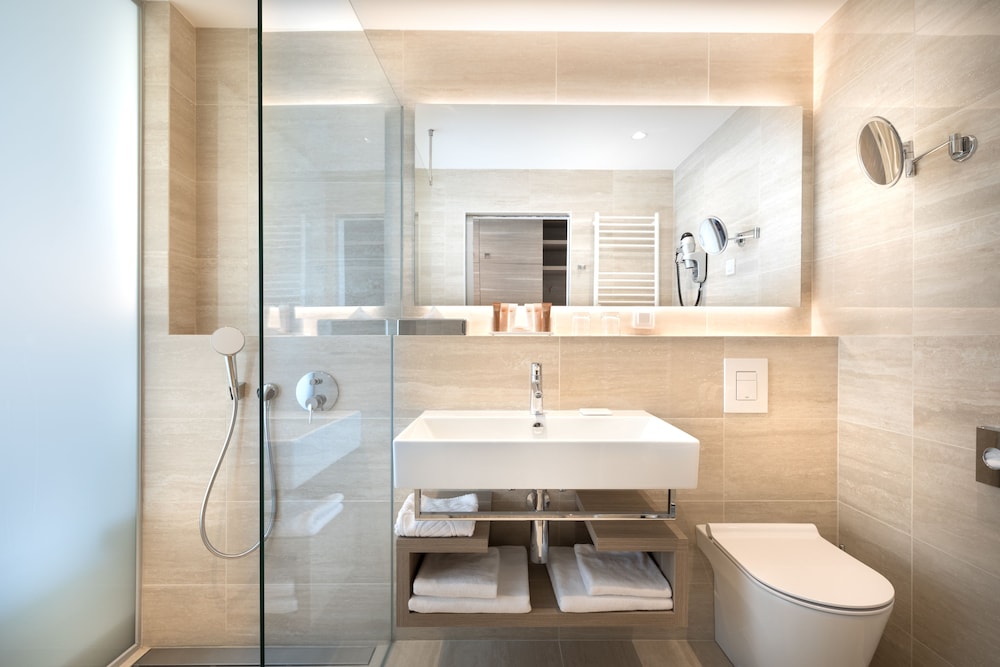 Superior Double or Twin Room - Photo 6