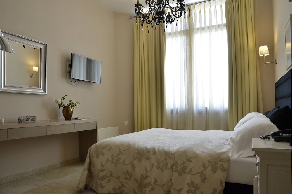 Deluxe Double Room, Forest View (Special Offer) photo 1