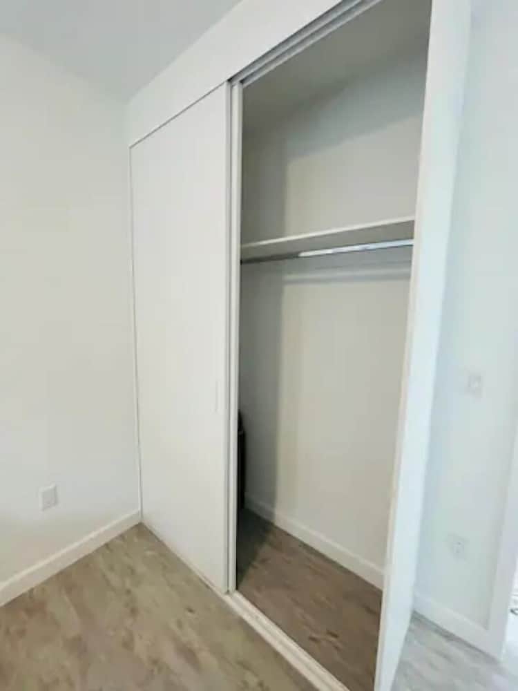 House, 4 Bedrooms photo 2