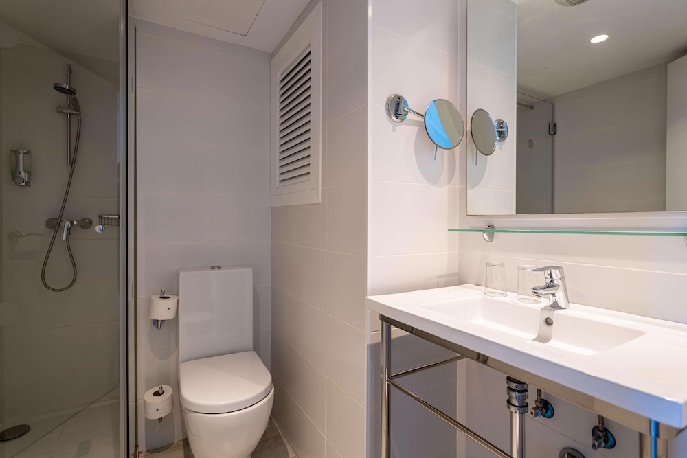 Standard-Doppelzimmer, Balkon, Poolblick