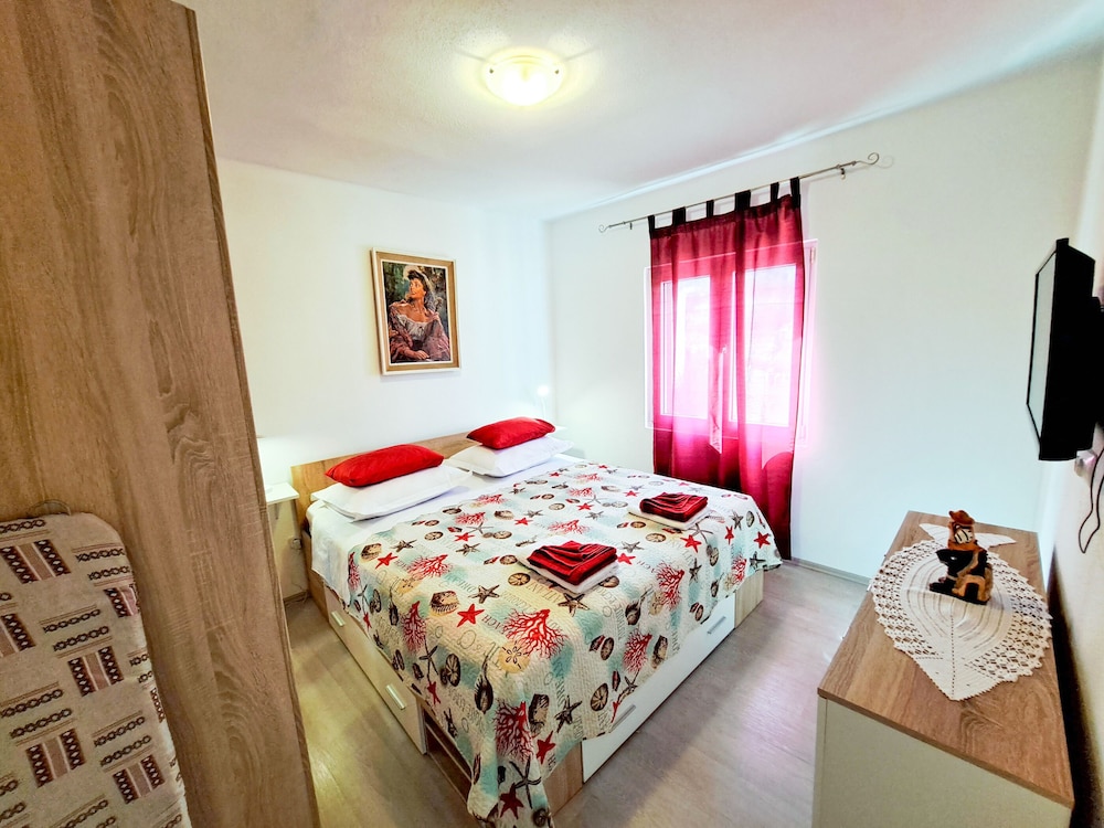Apartment (A1)