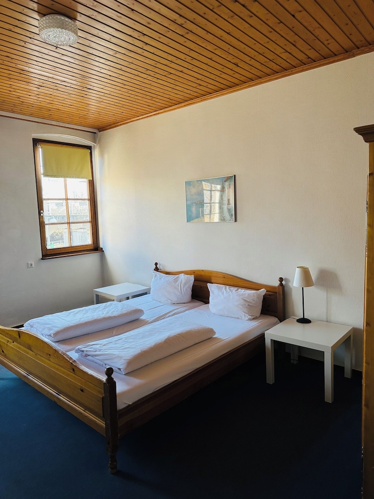 Basic Double or Twin Room photo 1