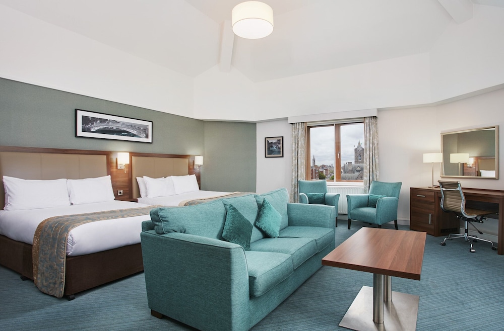 Family Room, 1 Double Bed With Sofa Bed thumbnail 6