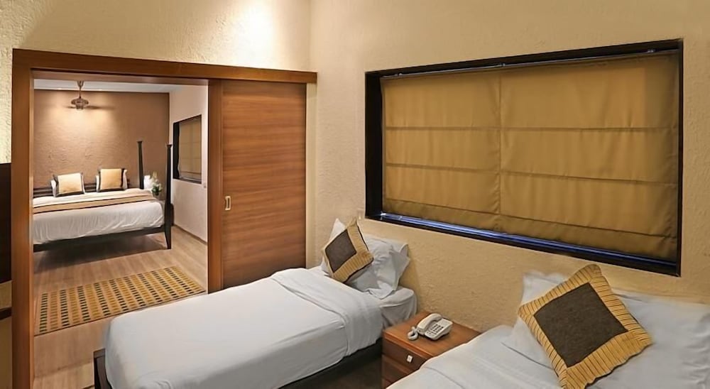 Keys Executive Room photo 1