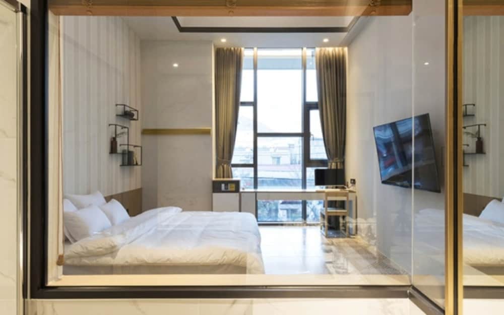 Executive Room photo 2