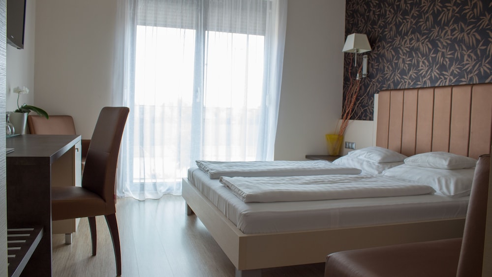 Premium Double Room photo 3