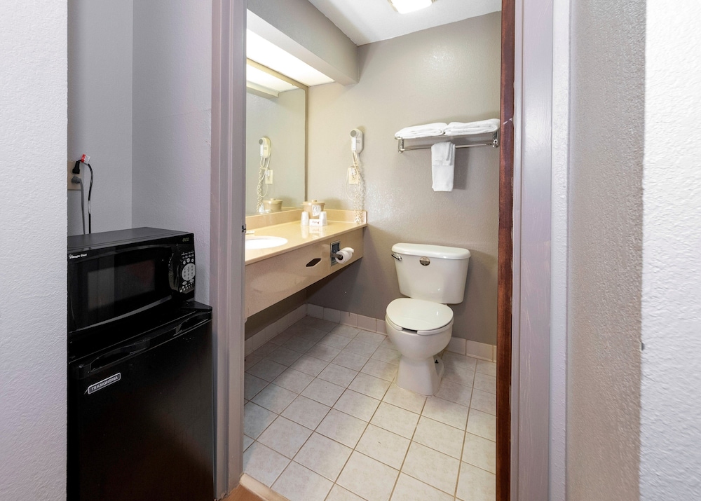 Deluxe Room, 2 Double Beds, Non Smoking - Photo 13