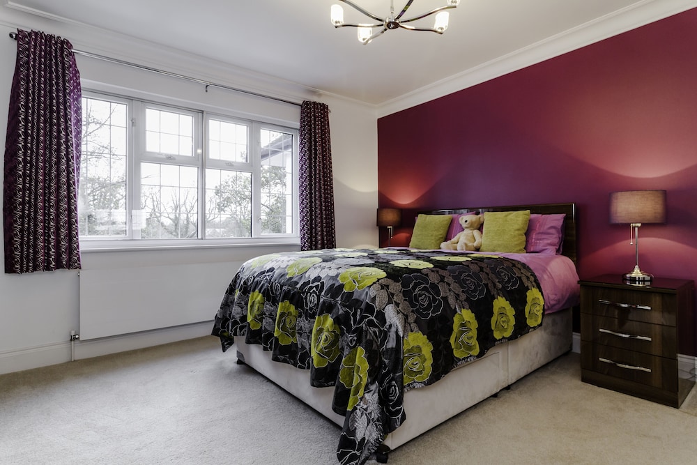 Superior Double Room, Shared Bathroom, Park View (Mulberry Room)