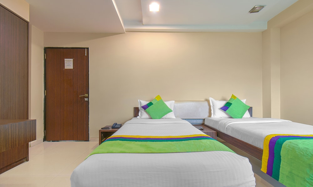 Standard Room photo 2