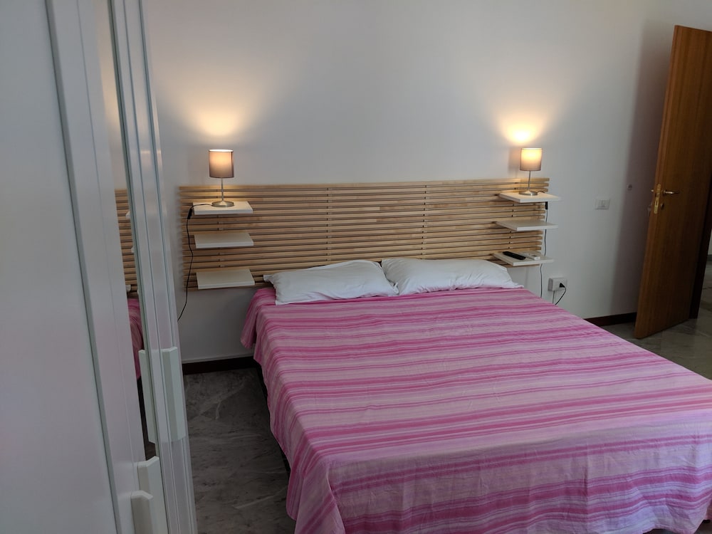 Comfort Triple Room, Multiple Beds, Courtyard View (Studio San Matteo)