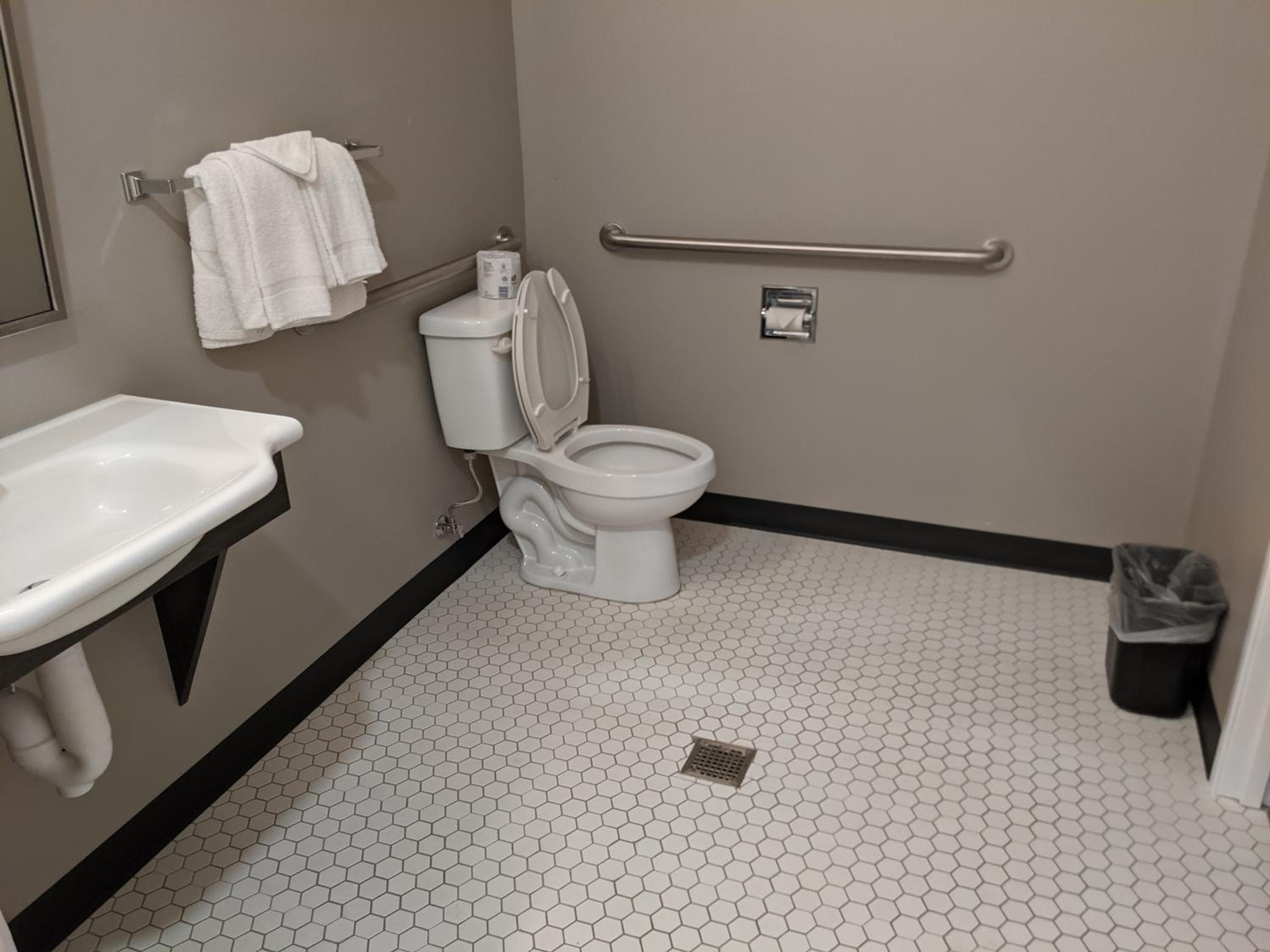 Deluxe Quadruple Room - Non-Smoking - Photo 6