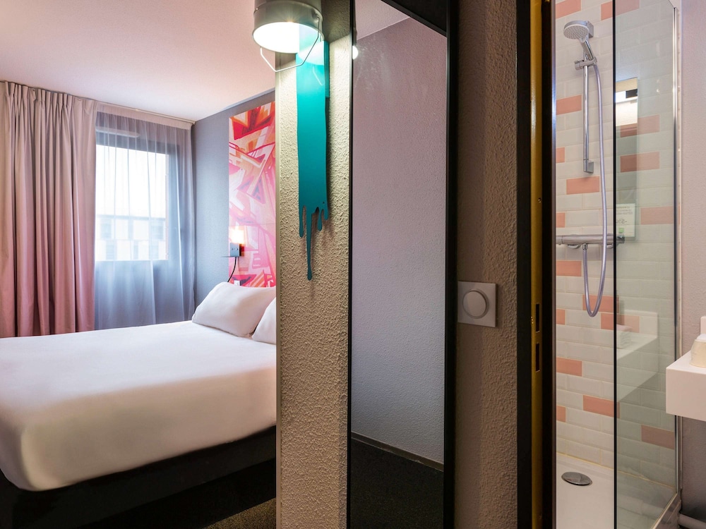 Standard Room, 1 Double Bed - Photo 3