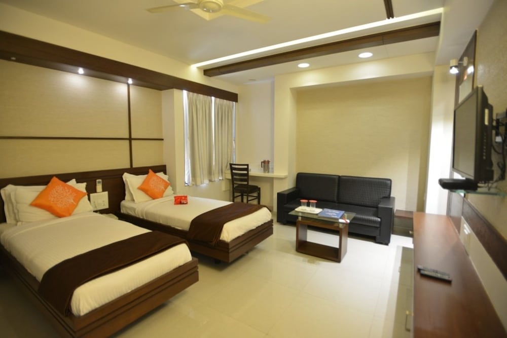 Deluxe Double or Twin Room, 1 Large Twin Bed, Non Smoking - Photo 9
