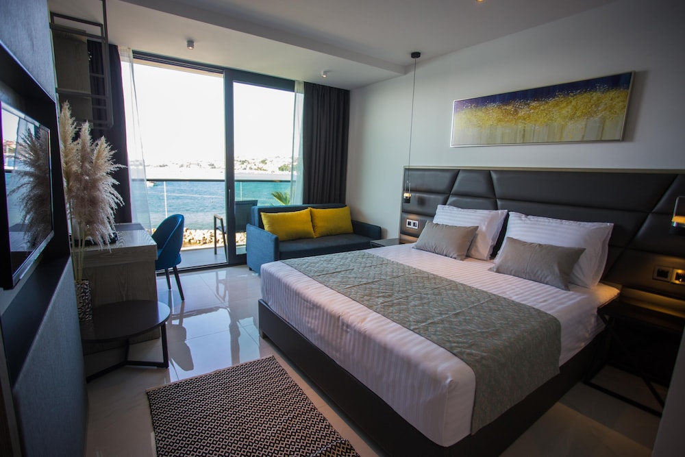 Deluxe Room, Balcony, Sea View