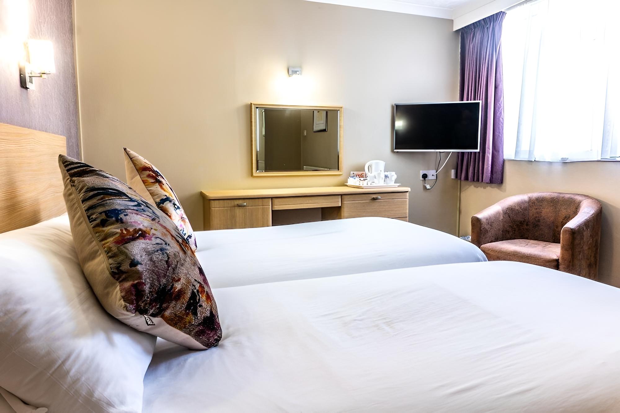 Standard Double or Twin Room, 1 Bedroom - Photo 4