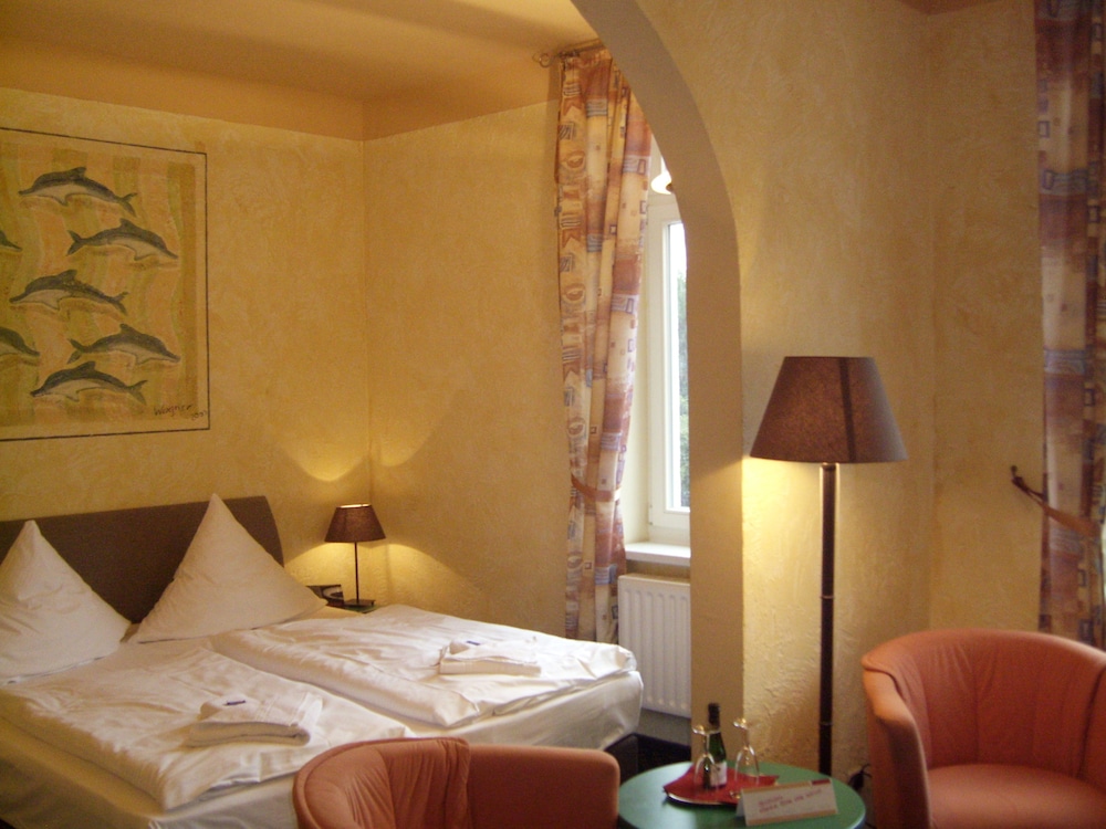 Comfort Double Room, Park View photo 1