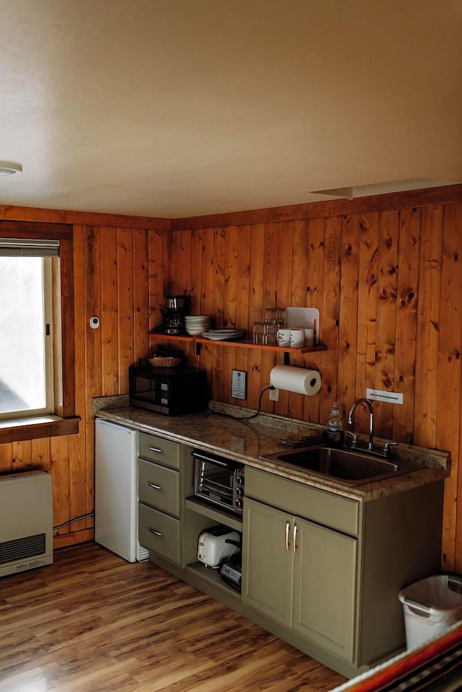 Deluxe Cabin, Kitchenette, Mountainside photo 2