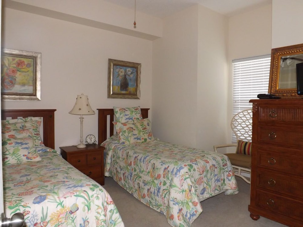 Condo, 2 Bedrooms, Kitchen, Beachfront (503 ) photo 1