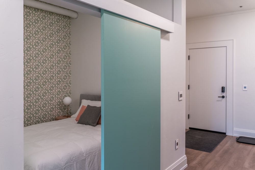 Luxury Apartment photo 2