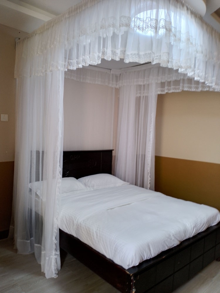 Economy Twin Room photo 1