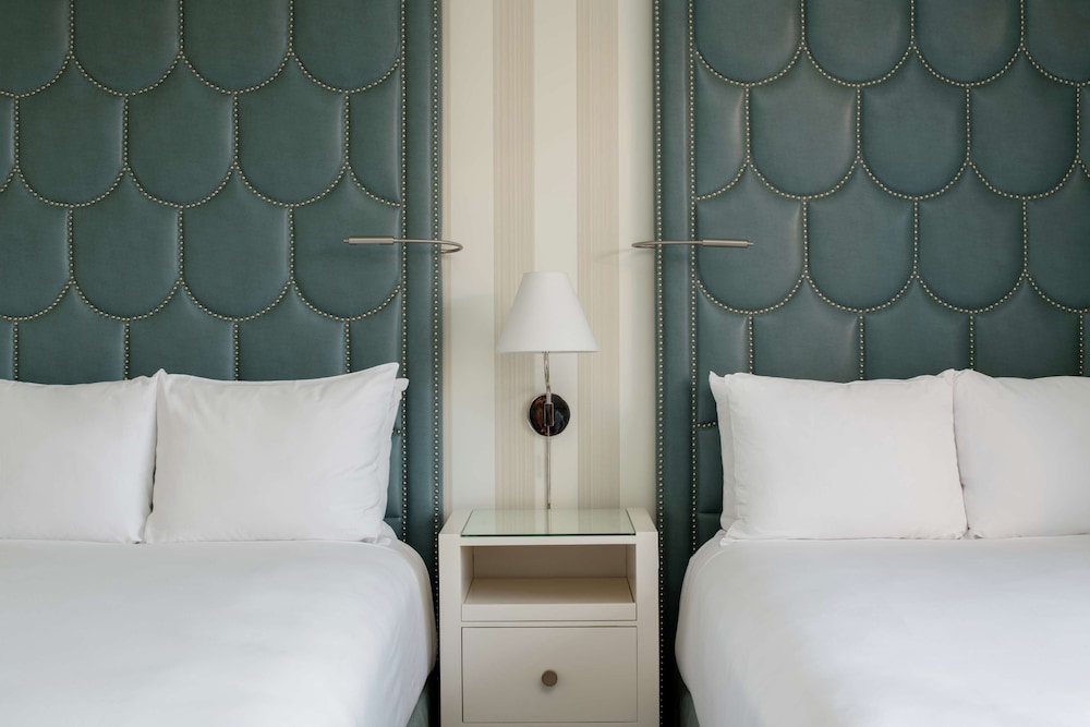 Premier Room, 2 Double Beds