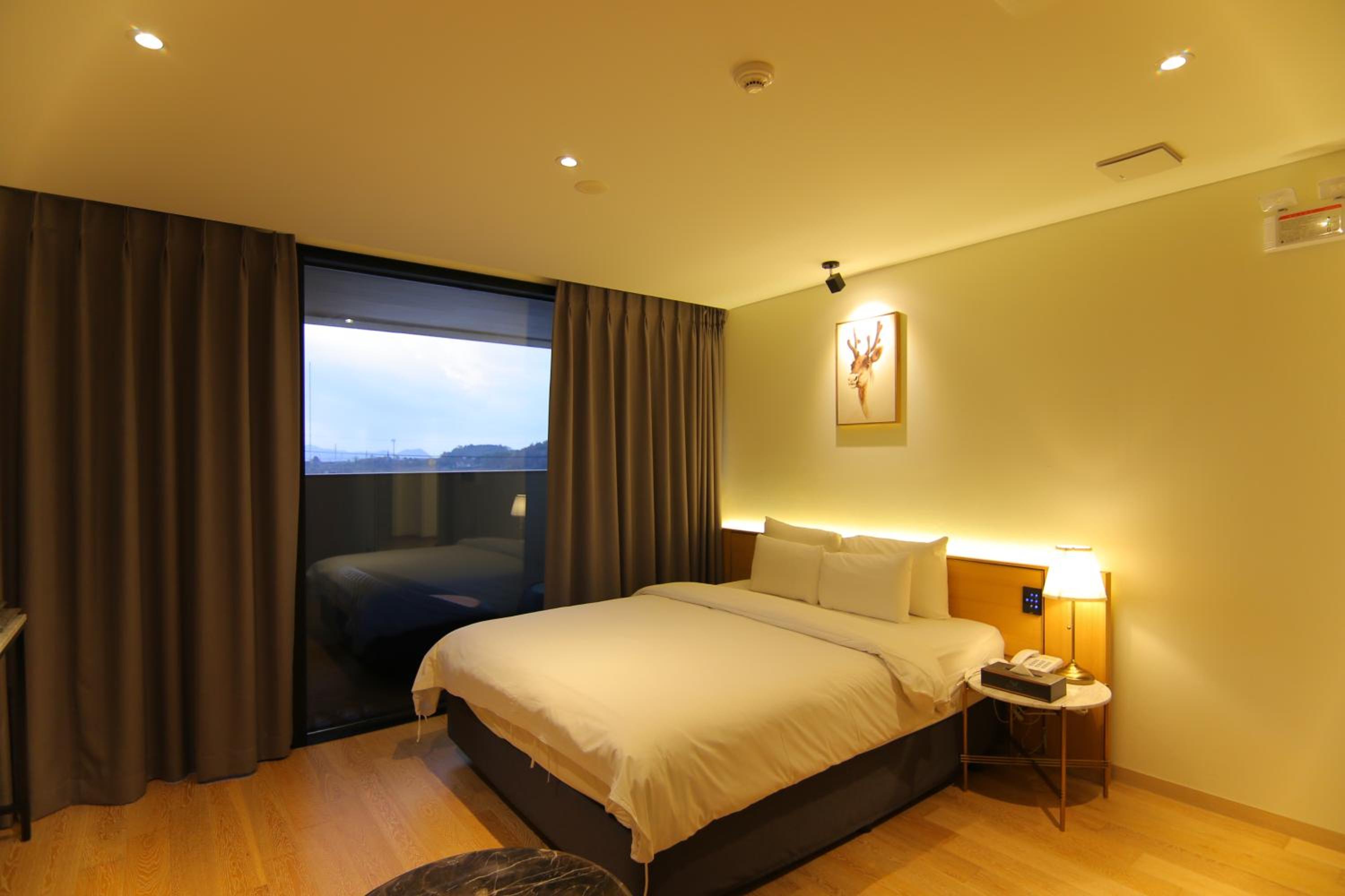 Standard Double Room - Photo 4