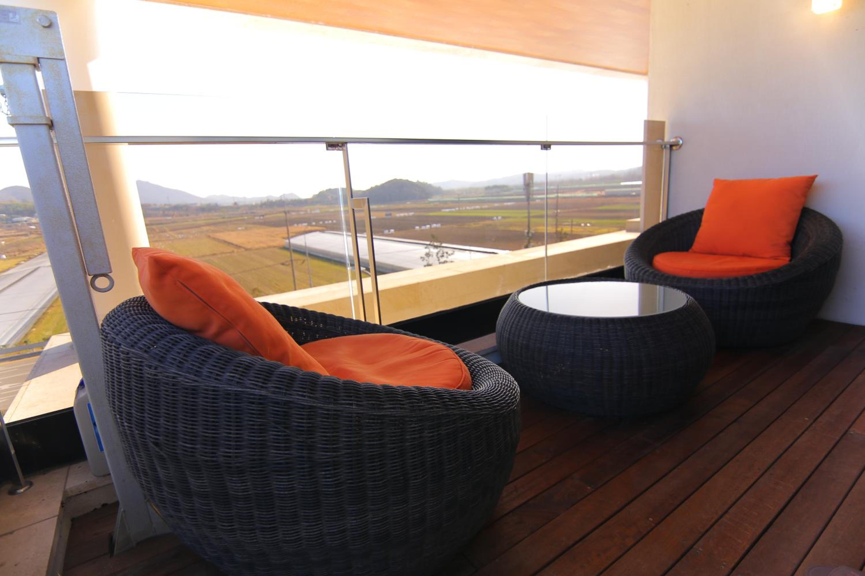 Standard Terrace Room - Photo 11