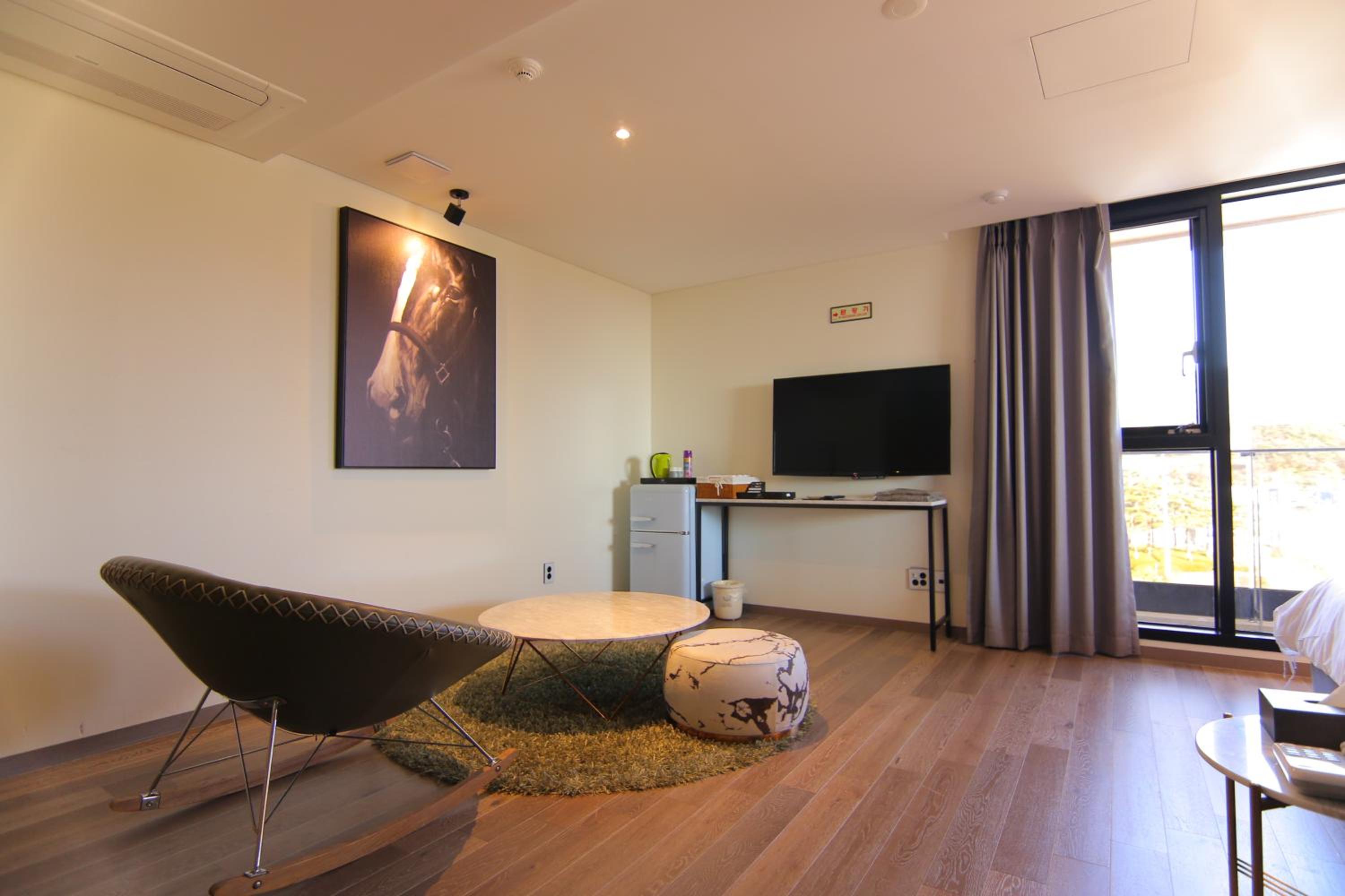 Standard Terrace Room - Photo 6
