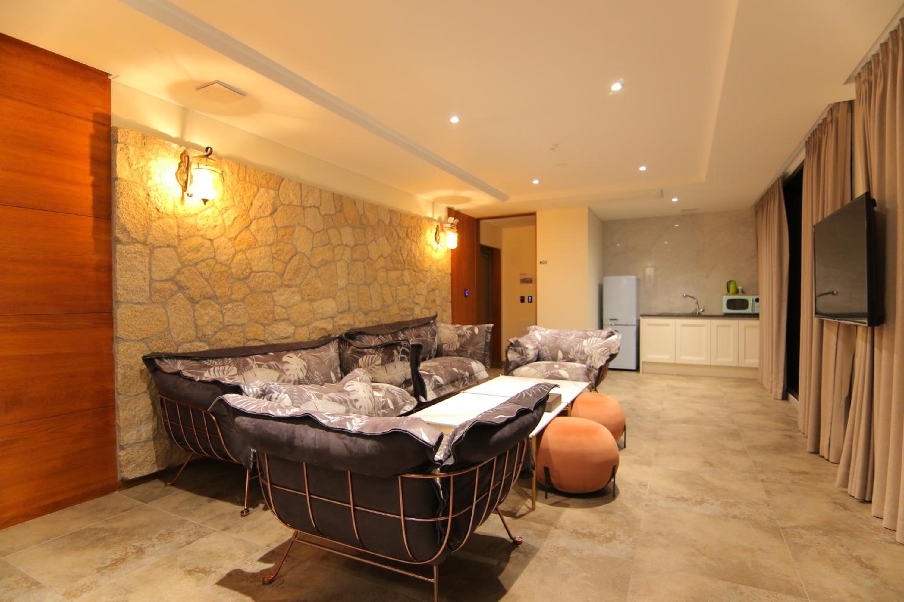 Imperial Suite - Photo 12