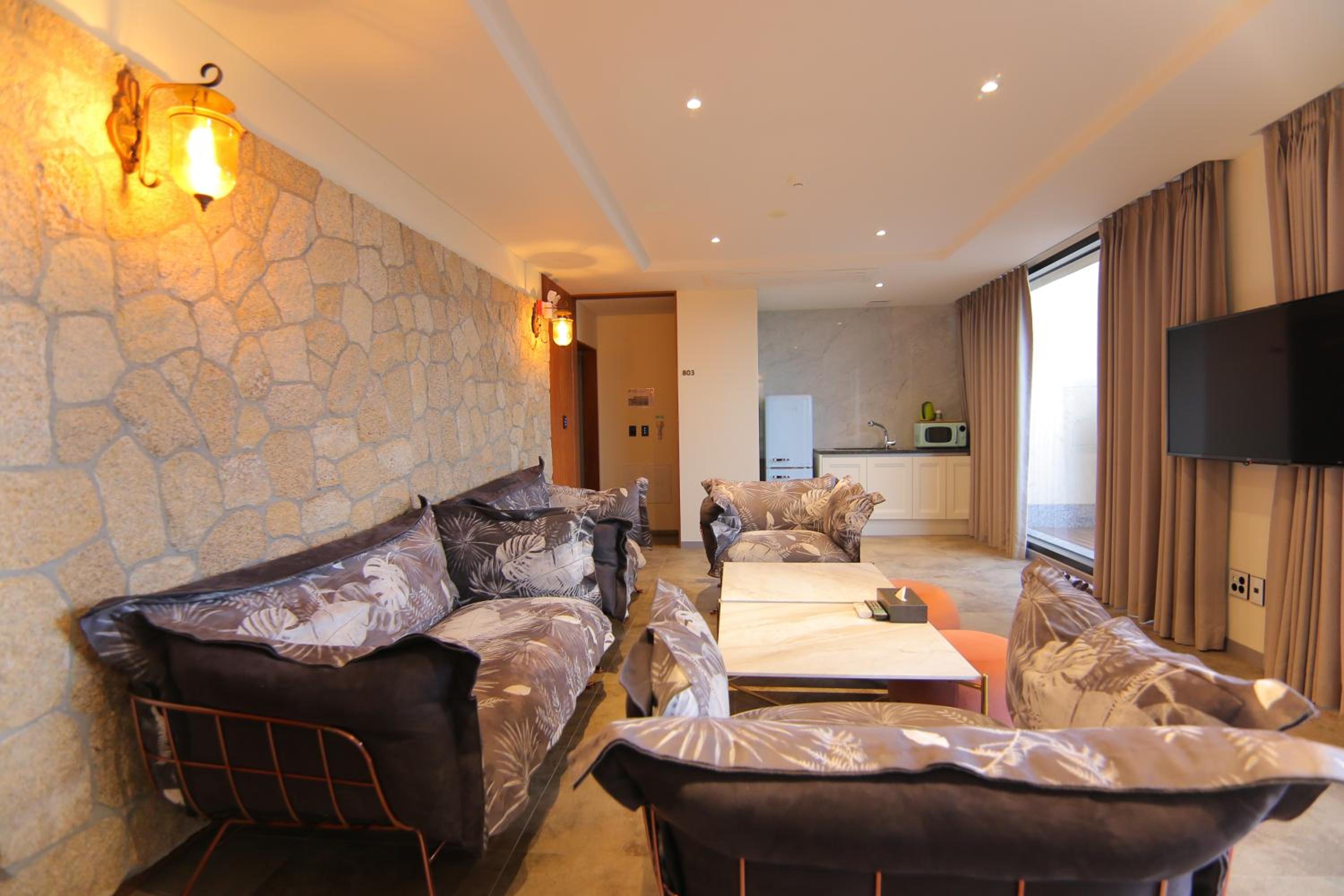Imperial Suite - Photo 15