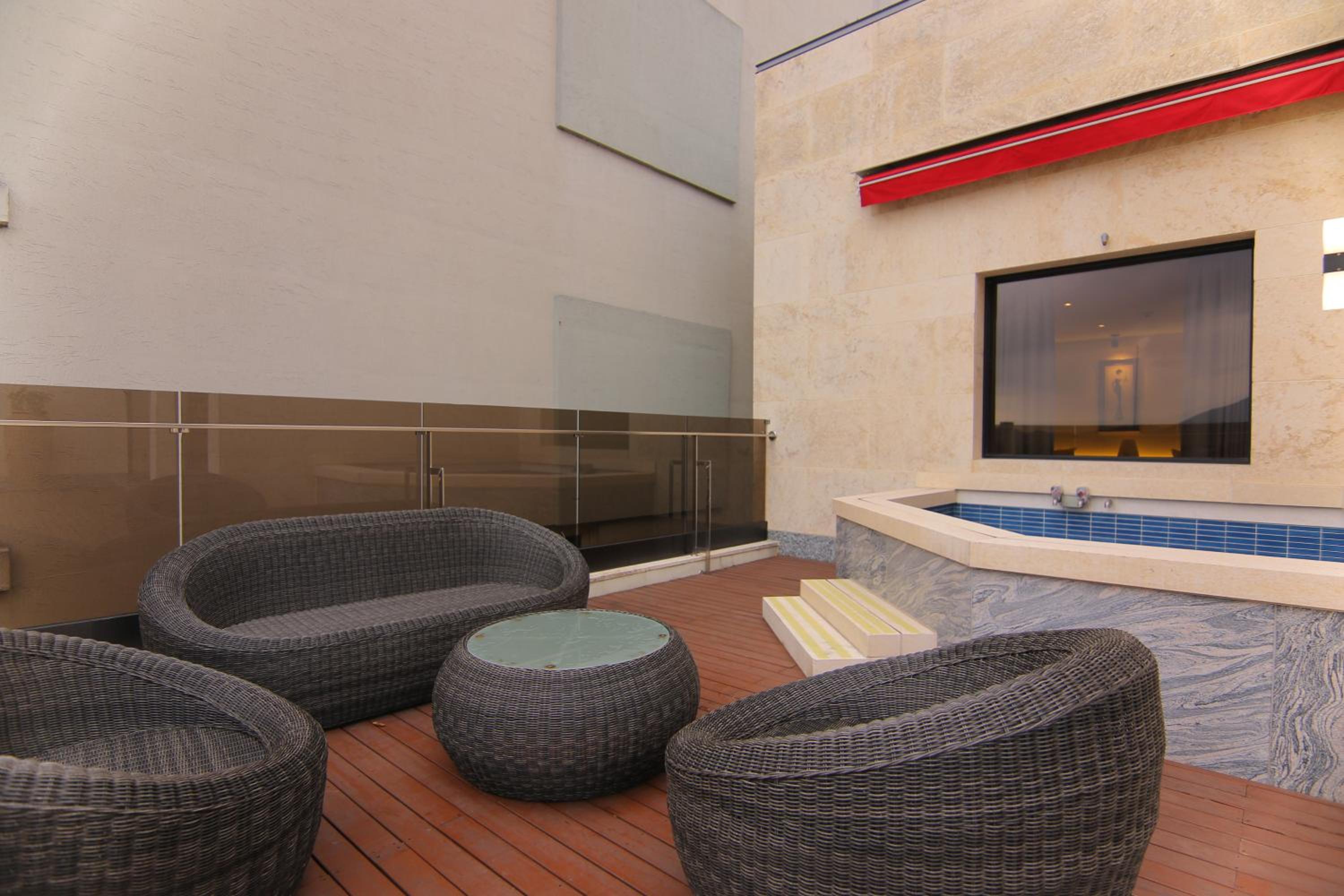 Imperial Suite - Photo 19