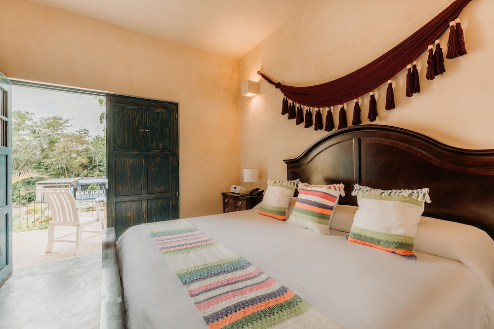 Master Suite with Balcony and tub