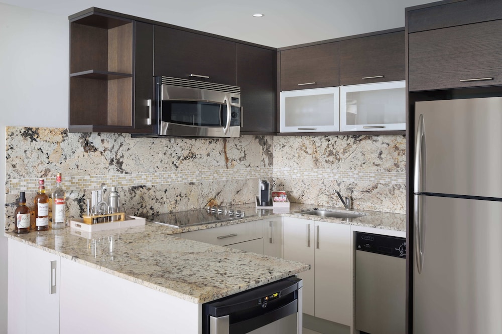 Family Suite, 2 Bedrooms, 2 Bathrooms, Oceanfront