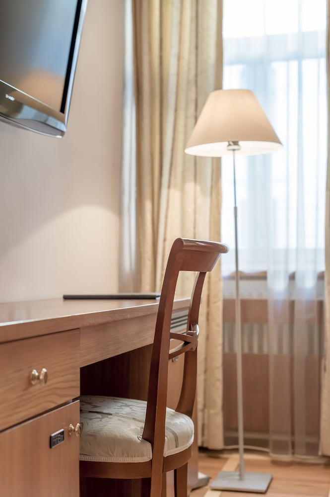 Classic Double Room, 1 King Bed - Photo 3