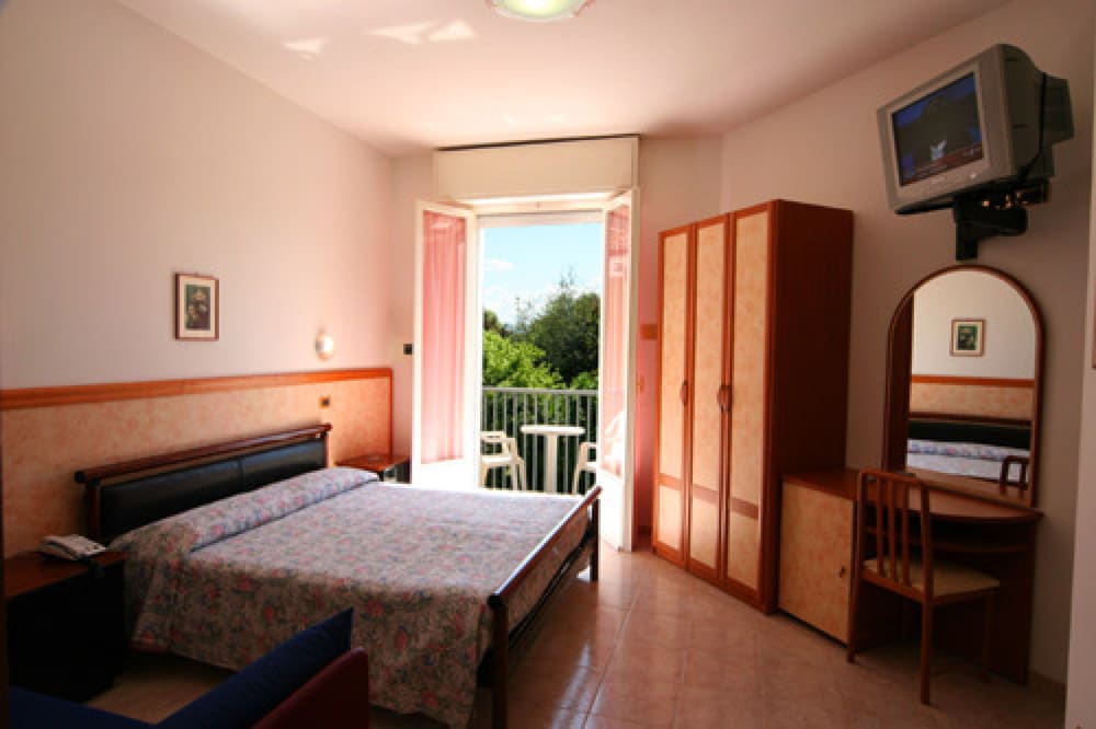Comfort Double or Twin Room, Ensuite