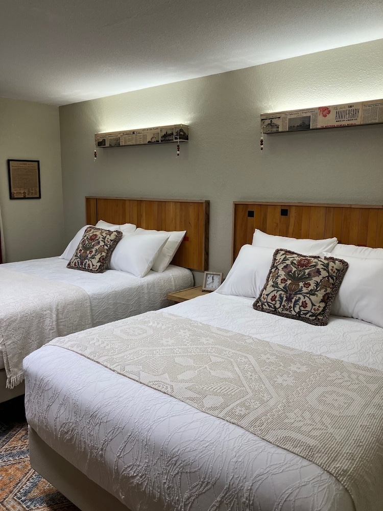 Room 14 Tregola