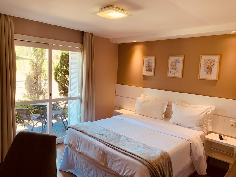 Quarto Luxo com Varanda - Photo 1