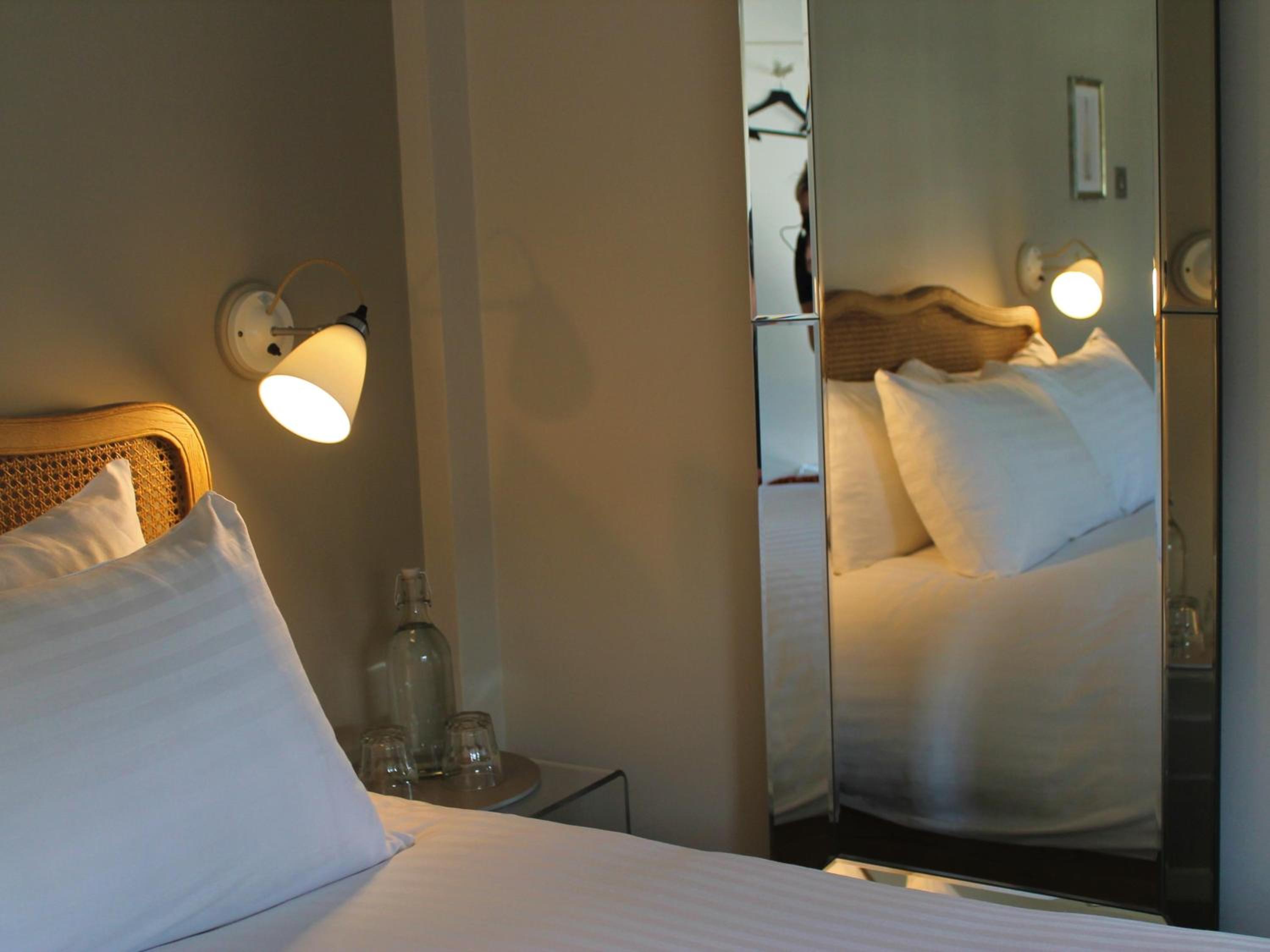 Double Room with Private Bathroom photo 3