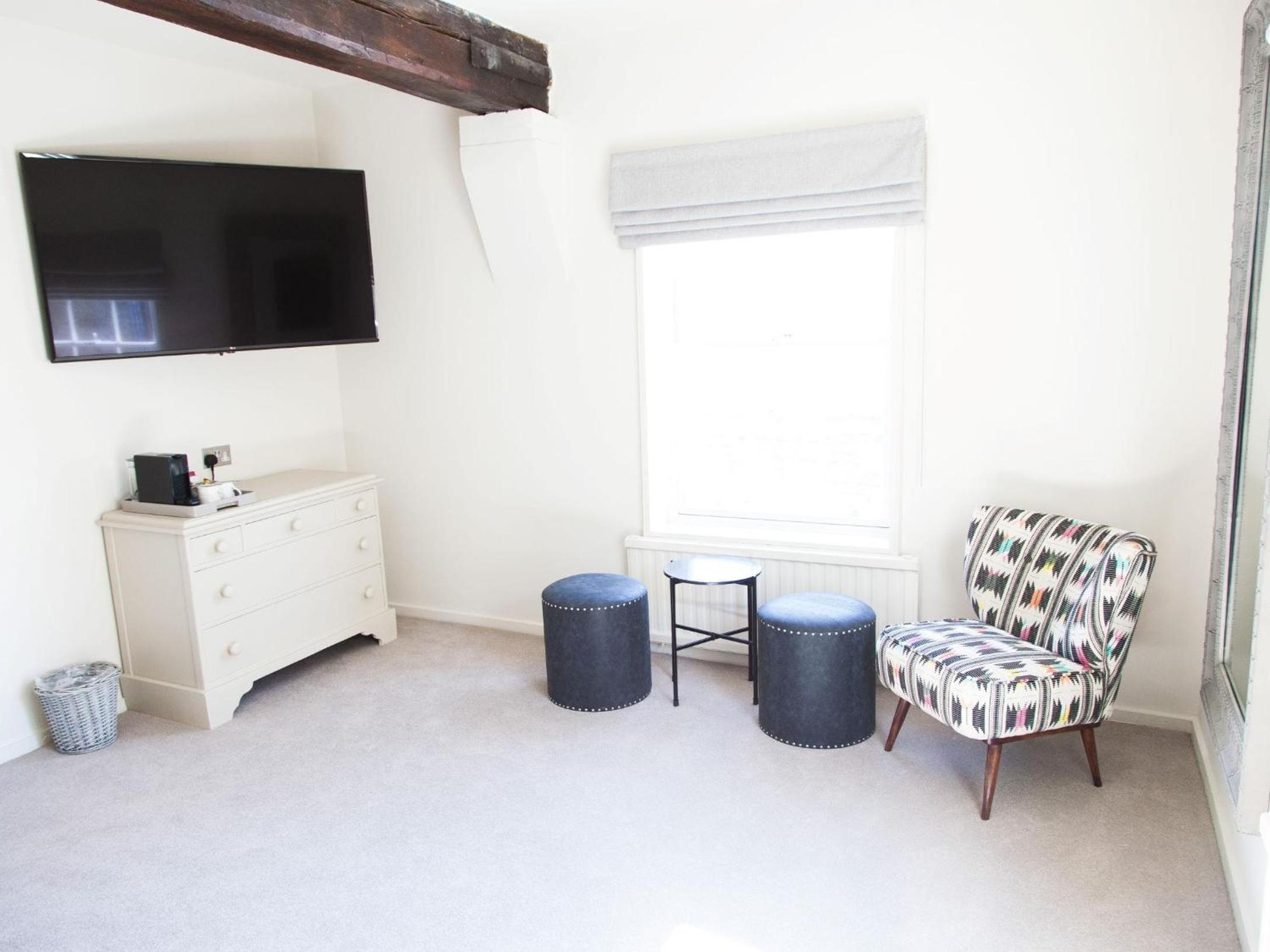 One-Bedroom Suite photo 3