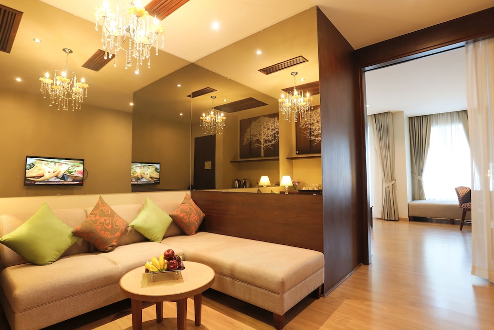 Suite thumbnail 6