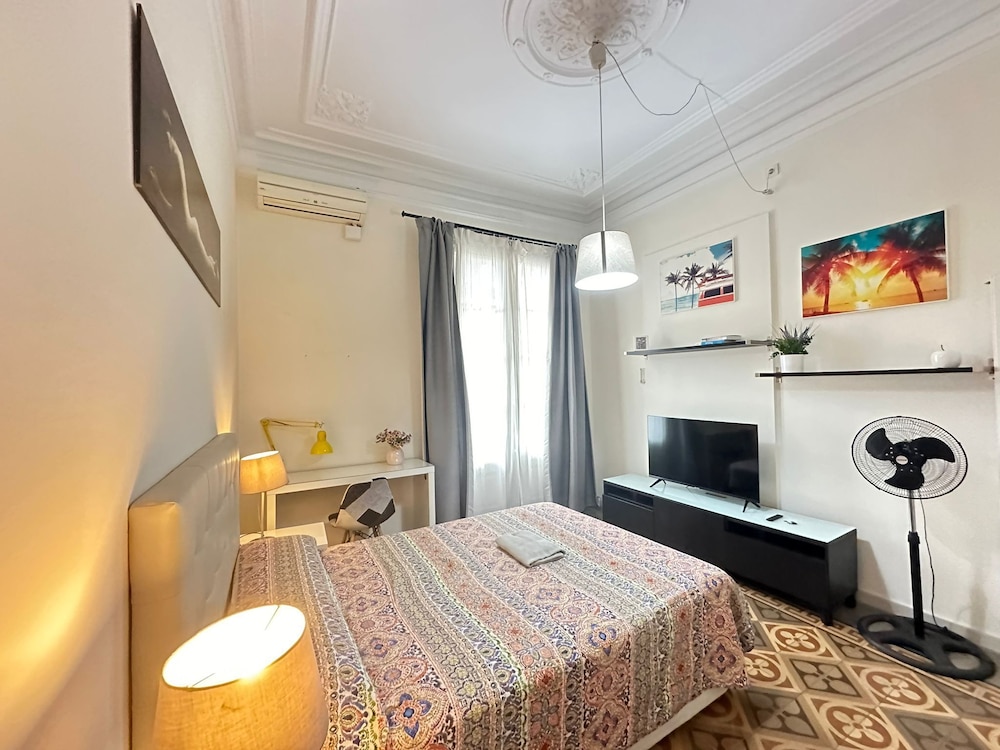 Double Room, Shared Bathroom photo 3
